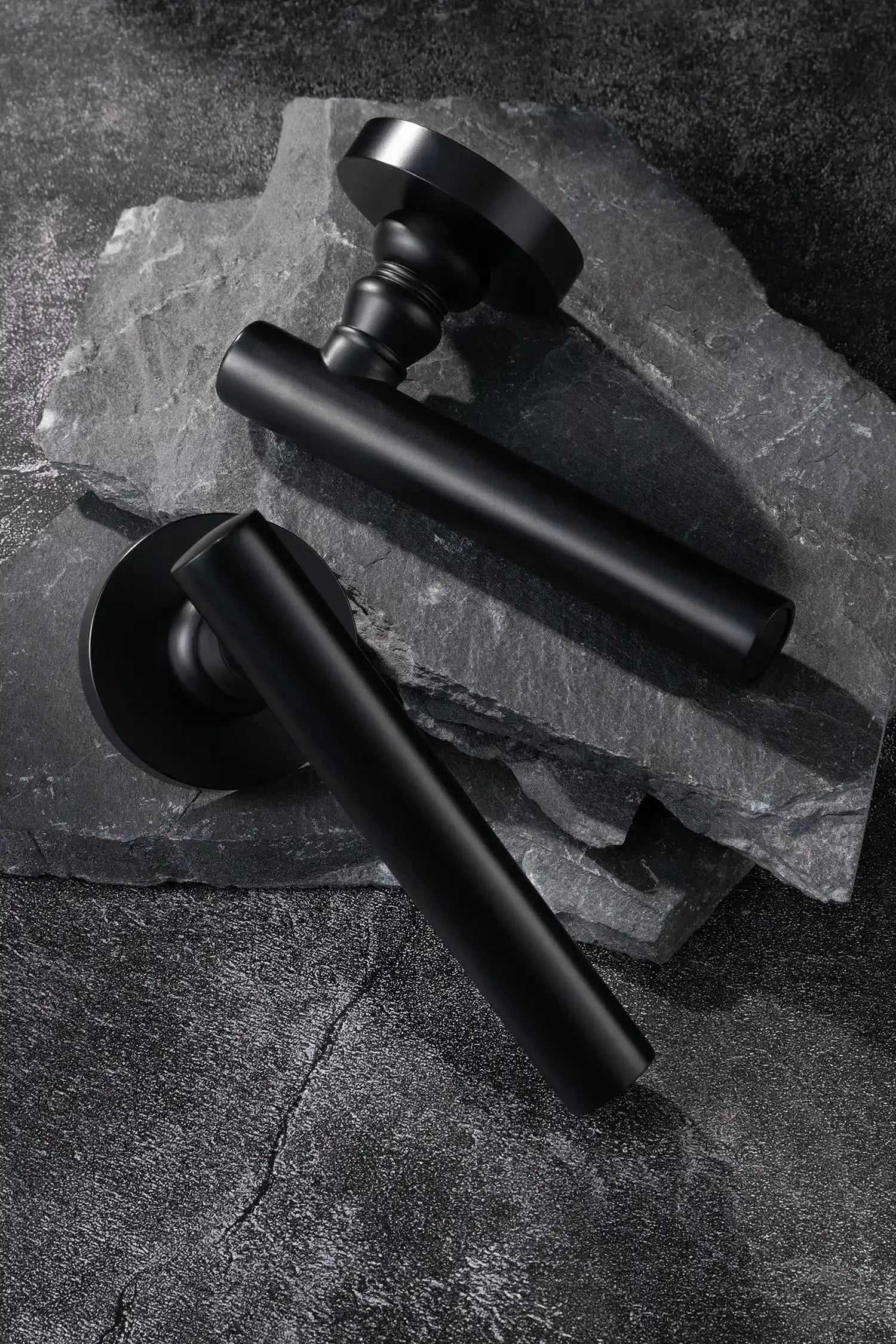 Alda | Lever Door Handles | Black