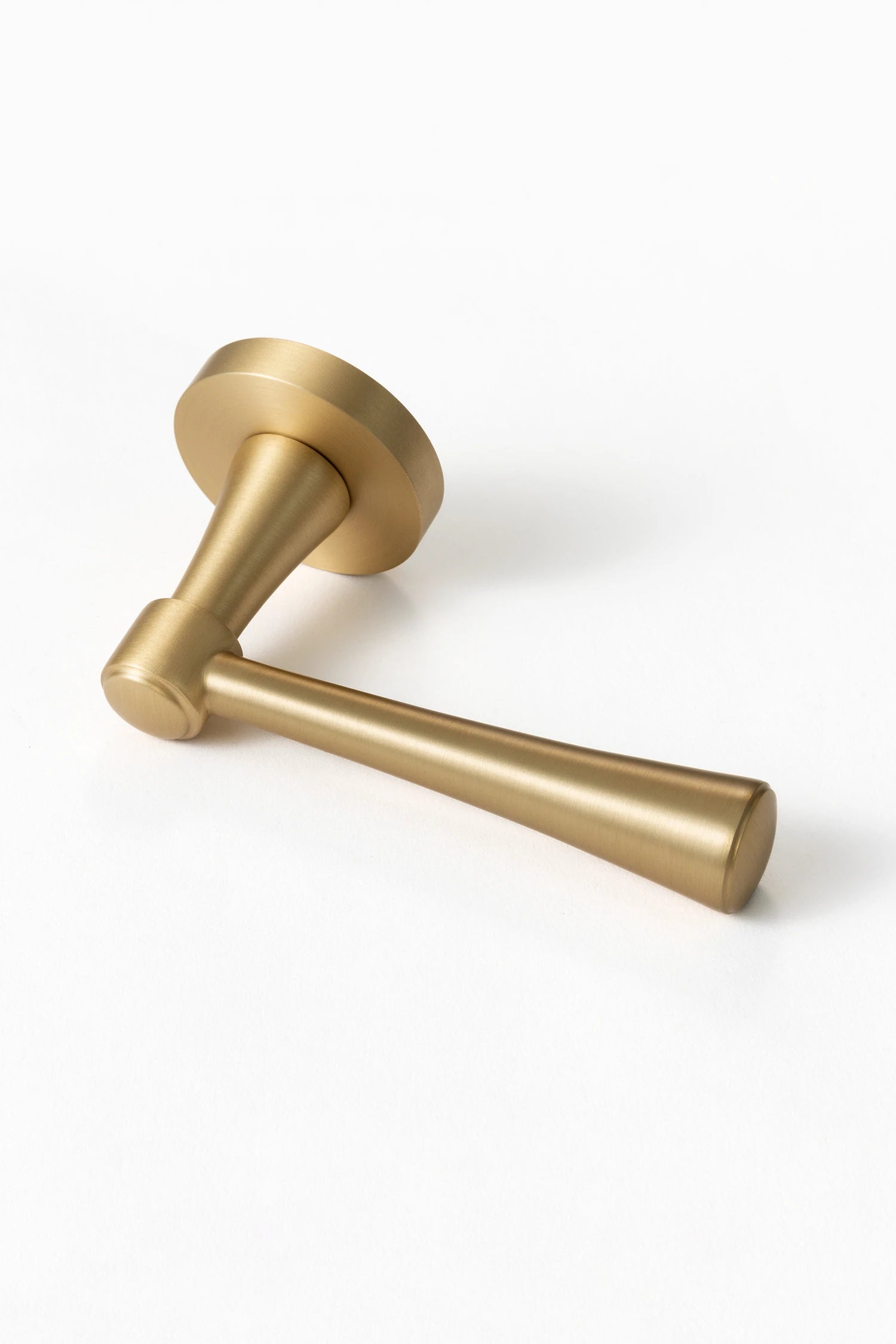 Hilda | Lever Door Handle | Satin Brass