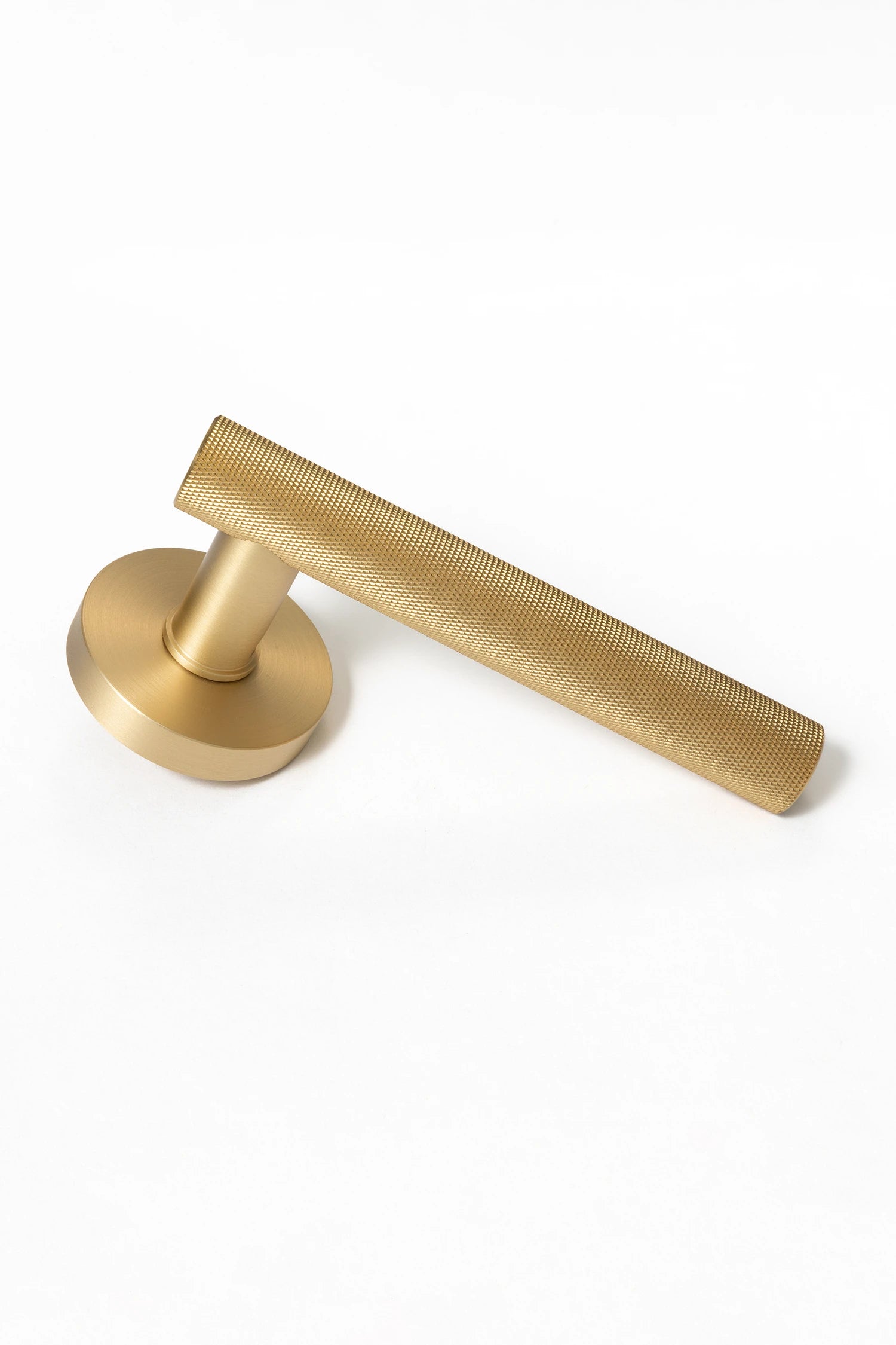 Tord #01 | Knurled Lever Door Handle | Satin Brass