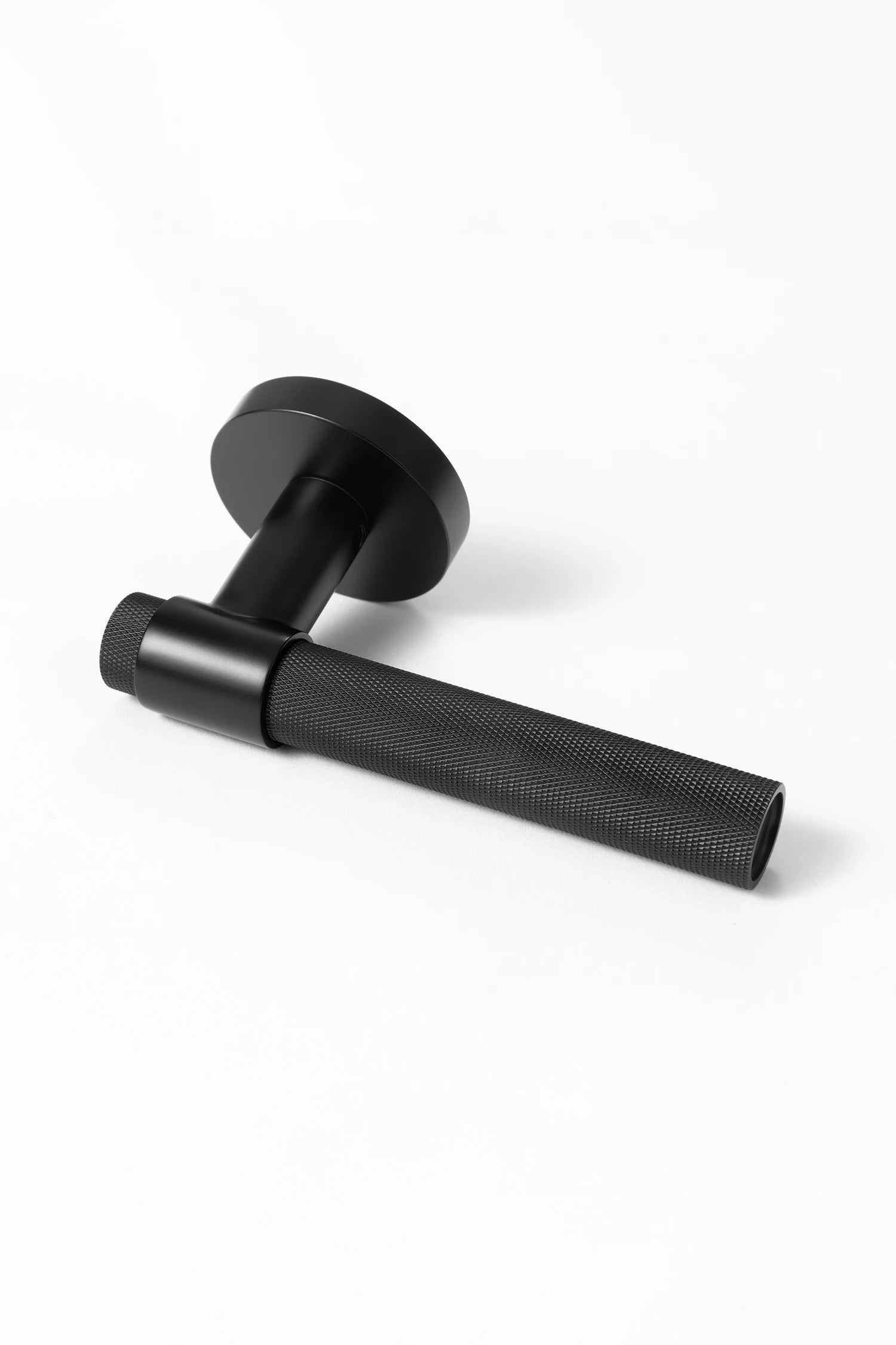 Tord #02 | Knurled Lever Door Handle | Black