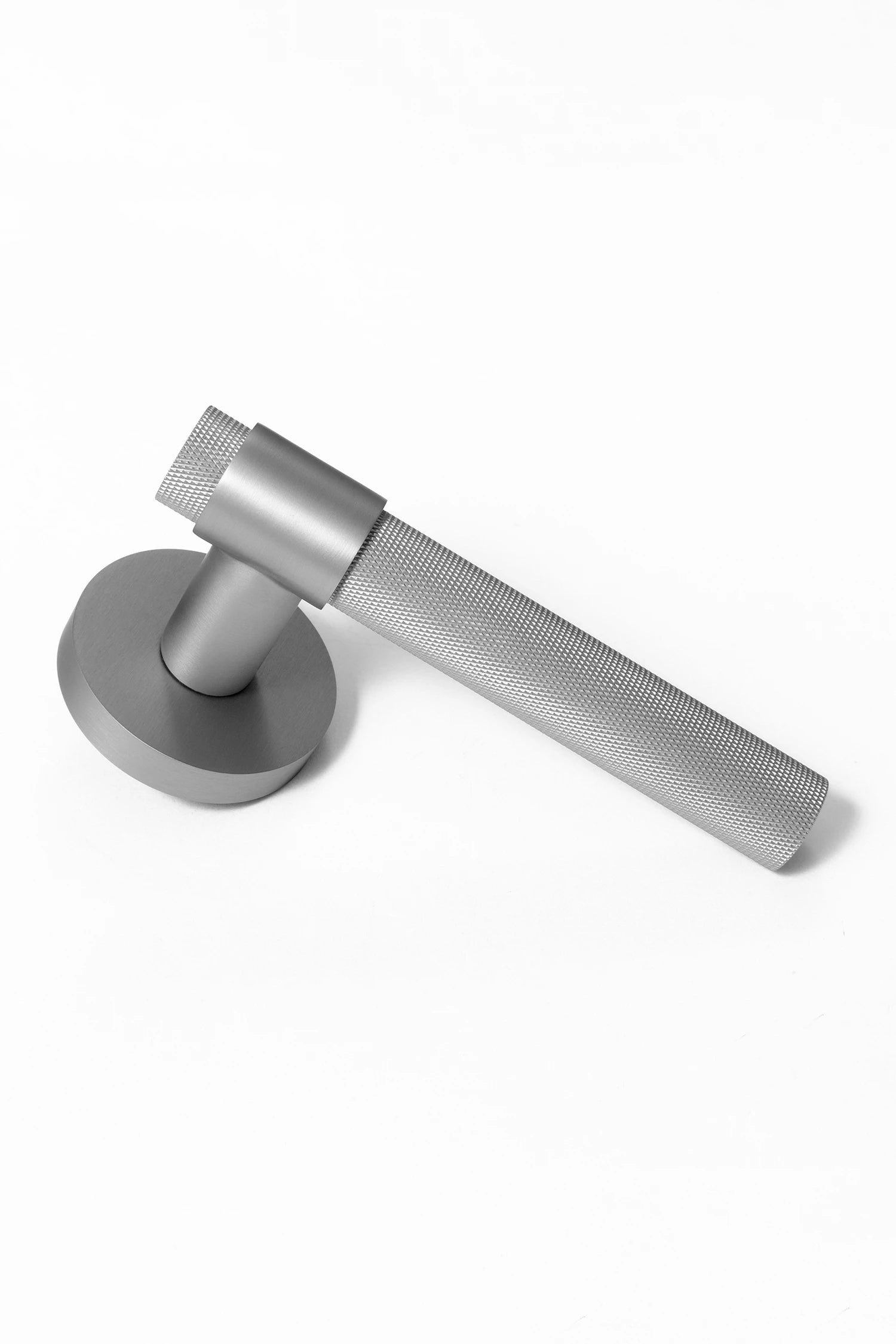 Tord #02 | Knurled Lever Door Handle | Nickel